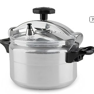 Un rappel de produit a été lancé pour des cocottes-minute de 7 litres de la marque Anilar, commercialisées dans les magasins Carrefour de La Réunion · ©Rappel Conso